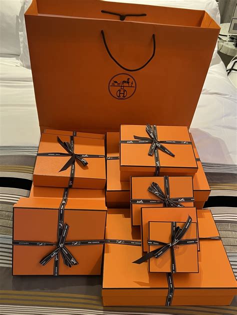 hermes packages in france.